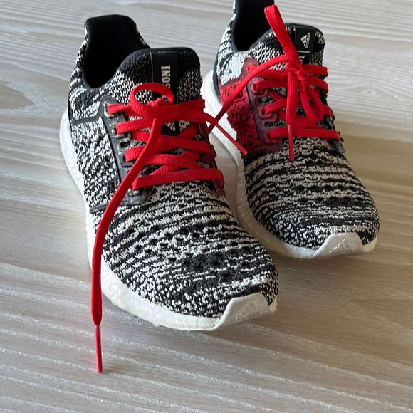 ADIDAS X MISSONI UltraBoost Clima Sneaker
Men Size 5 - Picture 4 of 16